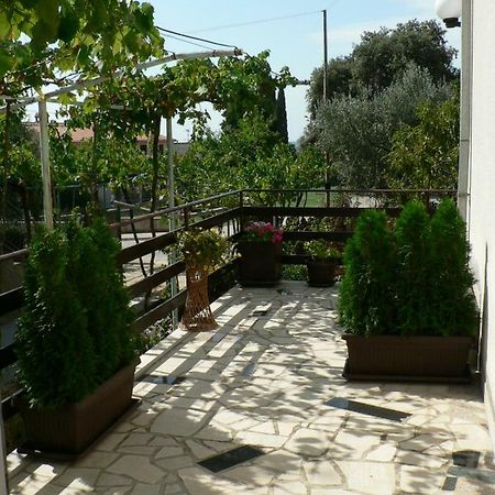 Apartman Mare Пула Экстерьер фото