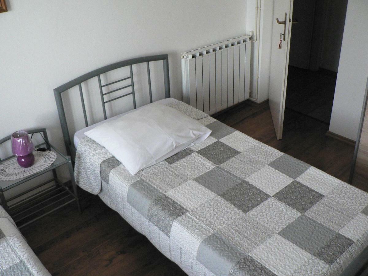 Apartman Mare Пула Экстерьер фото